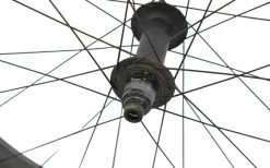 Paire Roues Fatbike Bontrager Wampa TLR Carbon Disc 27.5 -Vélo Soldes Boutique paire roues fatbike bontrager wampa tlr carbon disc 275 2