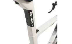 Vélo De Route COLNAGO V3 Rival ETap AXS Blanc/Noir - 2022 8 Vélo De Route COLNAGO V3 Rival ETap AXS Blanc/Noir - 2022 -Vélo Soldes Boutique velo de route colnago v3 rival etap axs blancnoir 2022 2