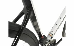 Vélo Route CANNONDALE SuperSix EVO Carbon Disc 105 Di2 Blanc/Noir - 2023 -Vélo Soldes Boutique velo route cannondale supersix evo carbon disc 105 di2 blancnoir 2023 3