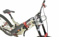 VTT Descente Occasion Santa Cruz V10 CC - Révisé Et Garanti - Taille M -Vélo Soldes Boutique vtt descente occasion santa cruz v10 cc revise et garanti taille m 2