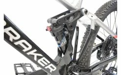 VTT Enfant Tout-suspendu Mondraker Factor 26 Gris/Noir - 2022 -Vélo Soldes Boutique vtt enfant tout suspendu mondraker factor 26 grisnoir 2022 4