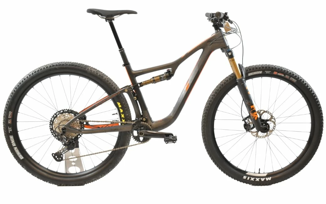 VTT Ibis Exie Noir - 2022 1 VTT Ibis Exie Noir - 2022